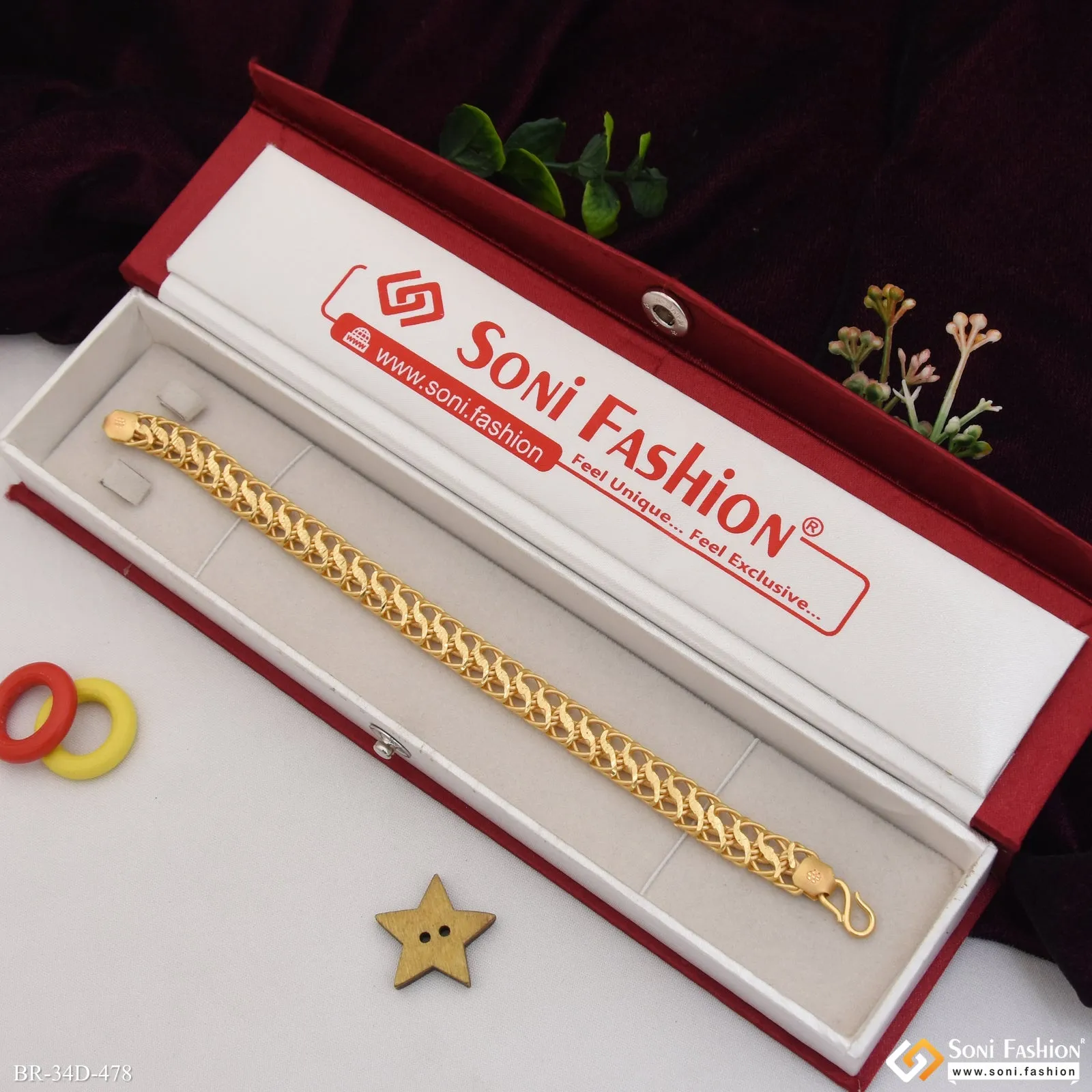 1 Gram Gold Plated Amazing Design Link Bracelet for Men - Style D478