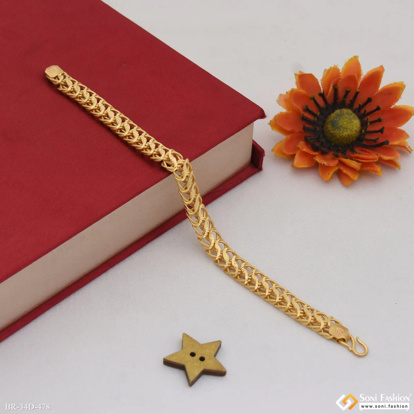 1 Gram Gold Plated Amazing Design Link Bracelet for Men - Style D478