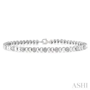1/6 ctw Puffed Heart Plain and Round Cut Diamond Fashion Bracelet in Sterling Silver