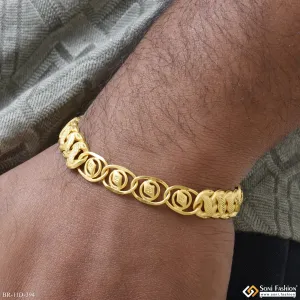 2 In 1 Artisanal Design Gold Plated Pokal Bracelet for Men - Style D394
