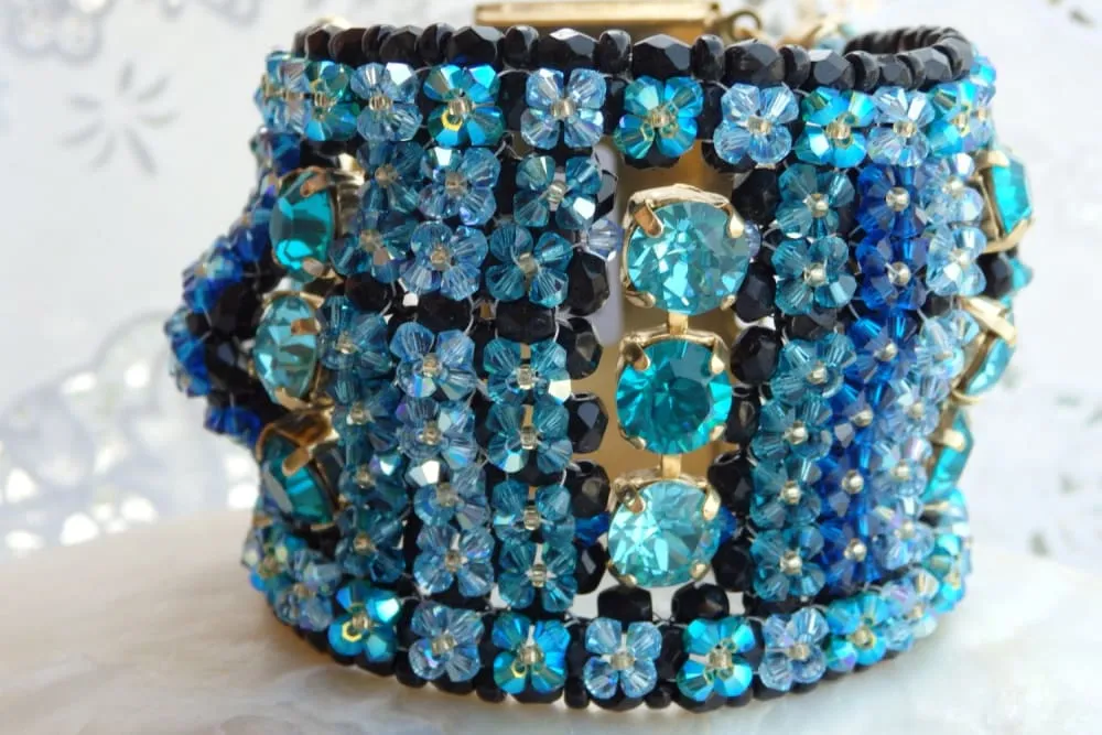 BLUE BRACELET