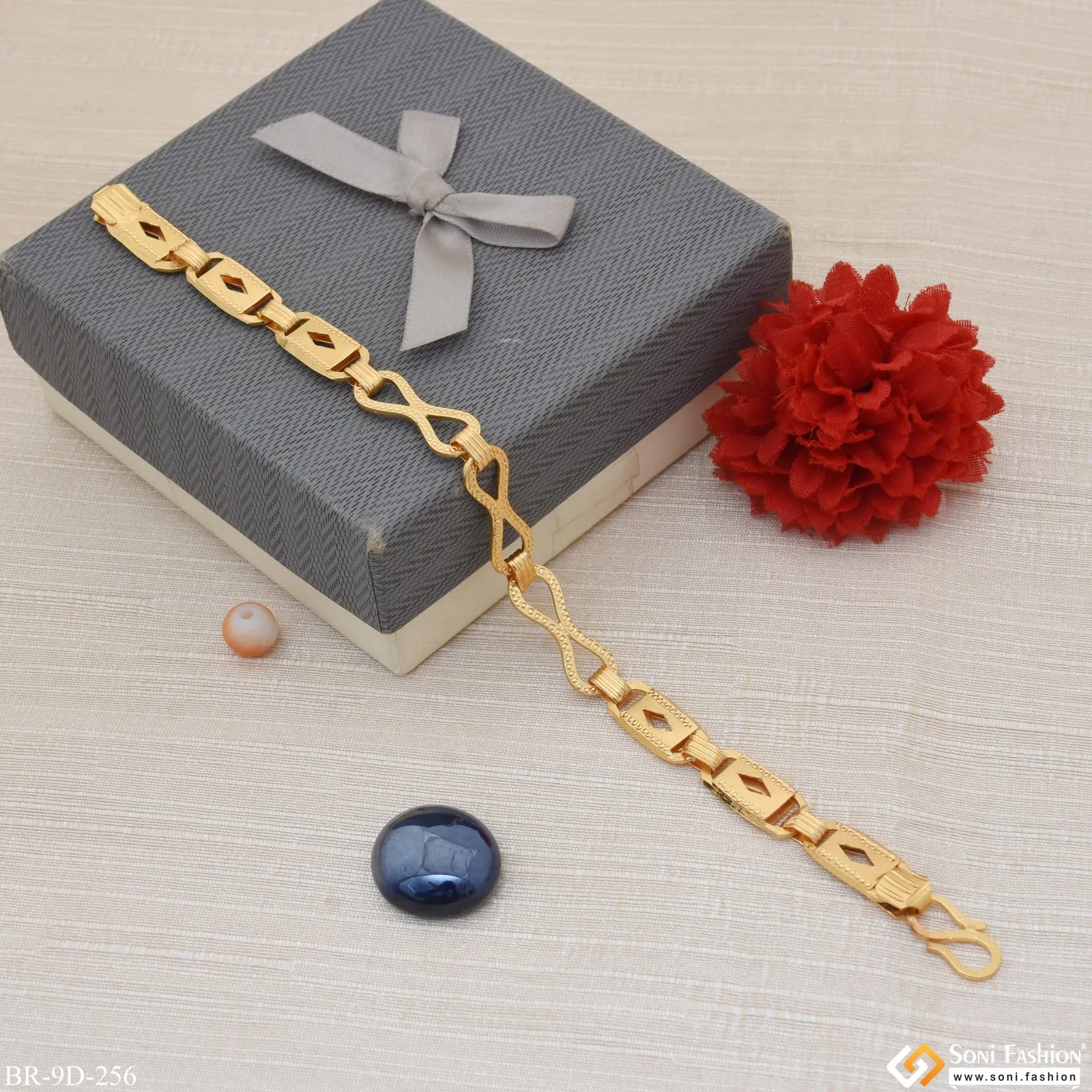 Hand-Crafted Design Gold Plated Nawabi Bracelet for Men - Style D256