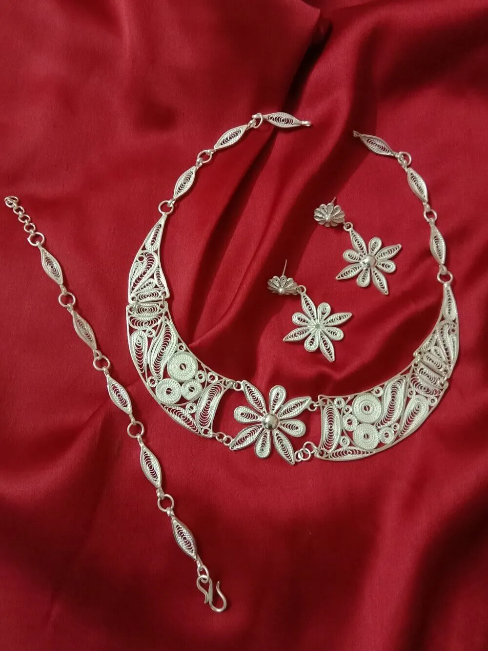 Silver Choker Necklace