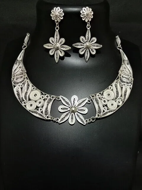 Silver Choker Necklace