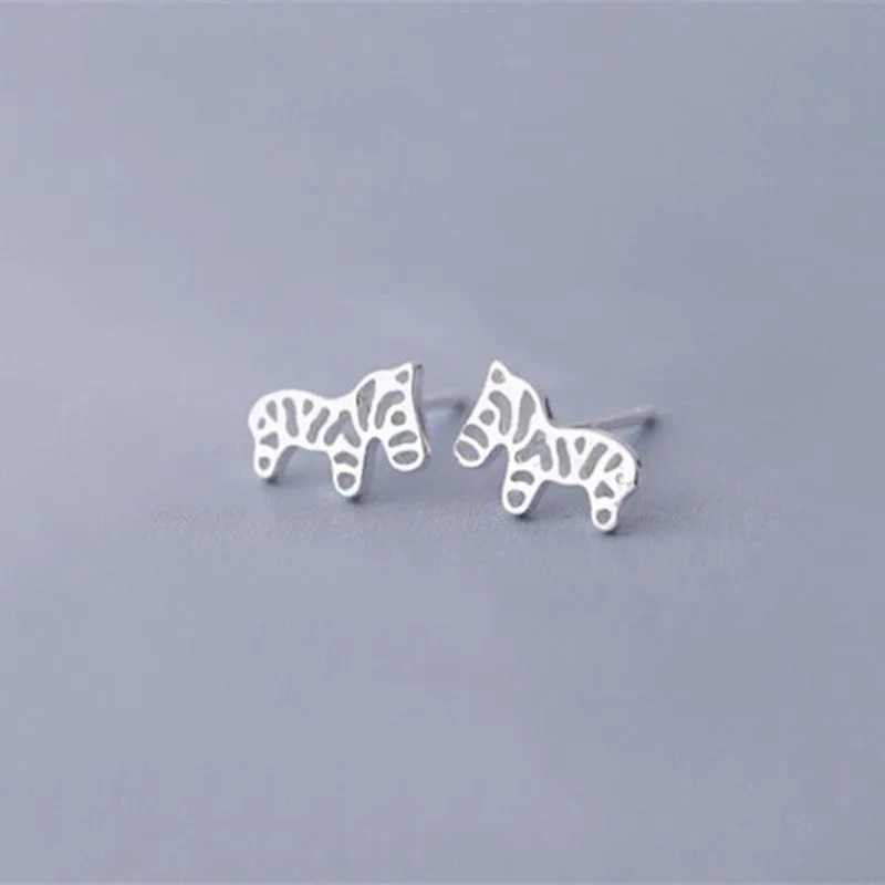 Small zebra ear stud