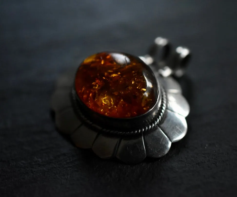 Stunning Vintage Baltic Amber Handmade Silver Sterling 925 Pendant