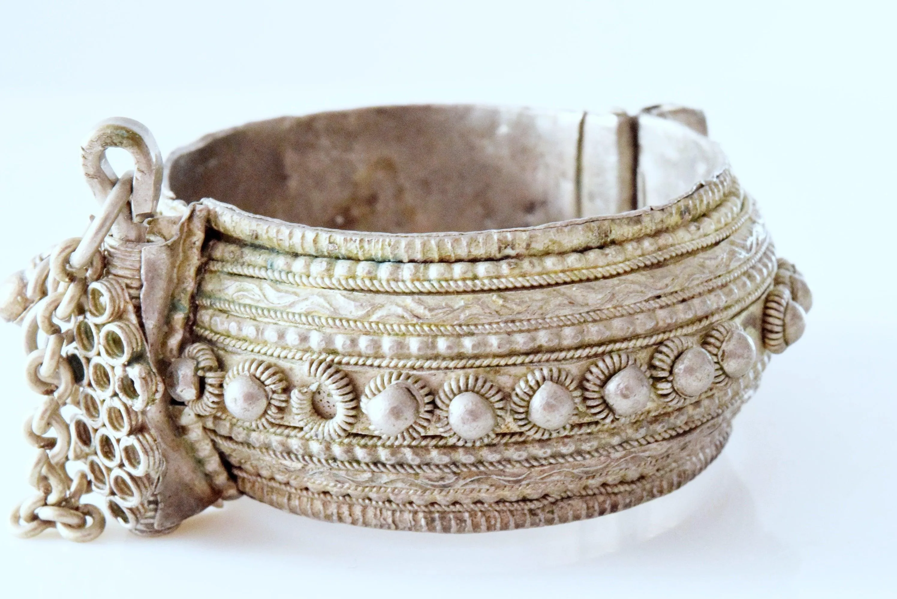 Vintage Bedouin Yemeni Hinged Cuff Bracelet